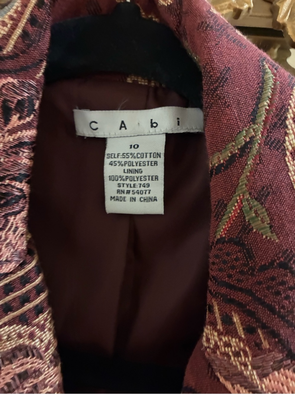 CABI Jacobean Tapestry Coat Floral Brocade Burgundy Pockets - Picture 6 of 6